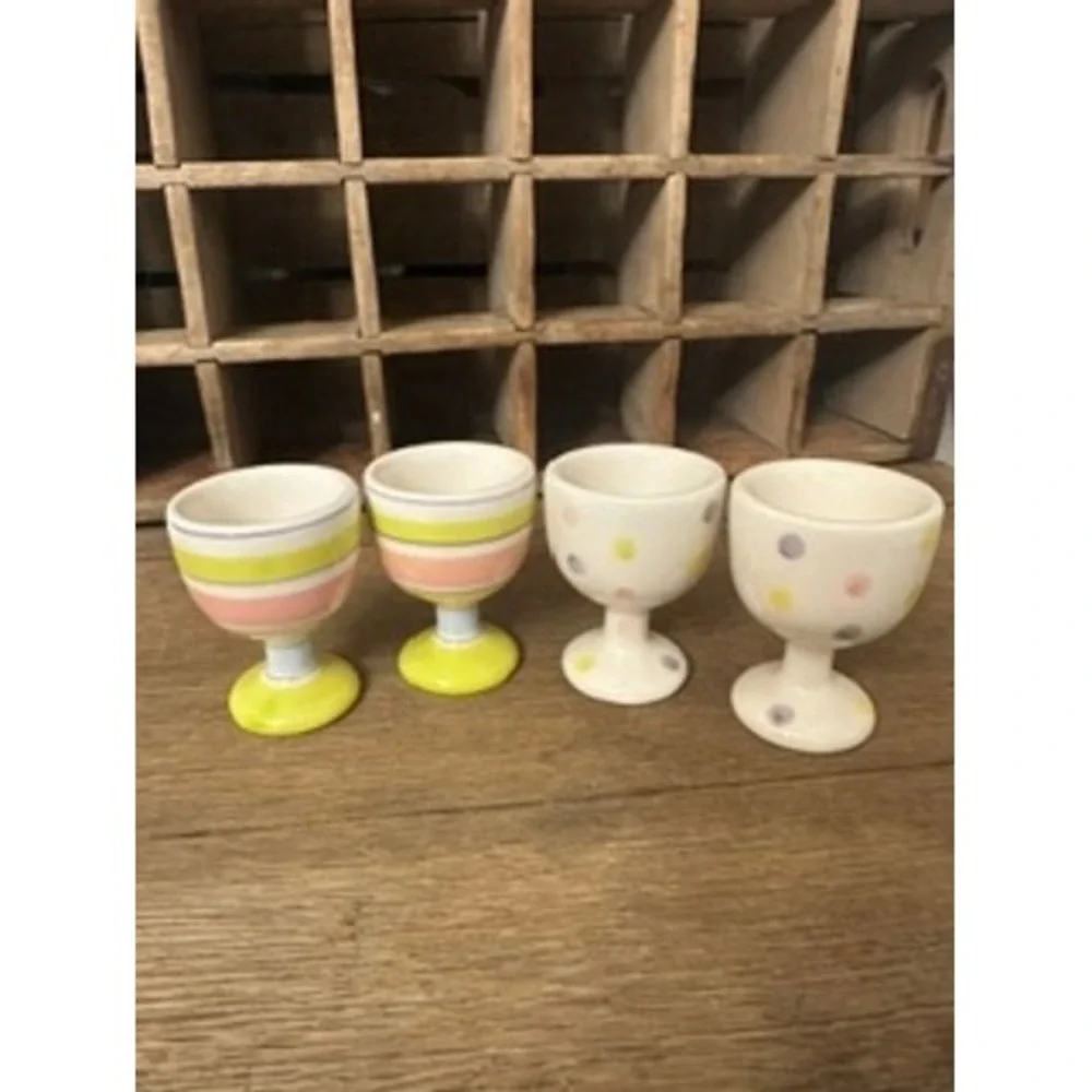Set of 4 Vintage Tag brand pastel egg cups polka dot and stripes. New open box